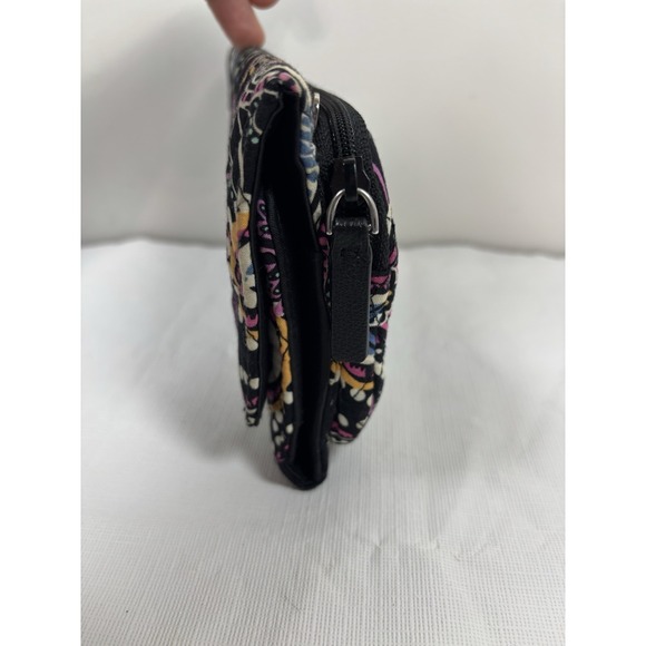 Vera Bradley Trifold Wallet Clutch Black Paisley Floral Print Wristlet Quilted - Picture 3 of 13